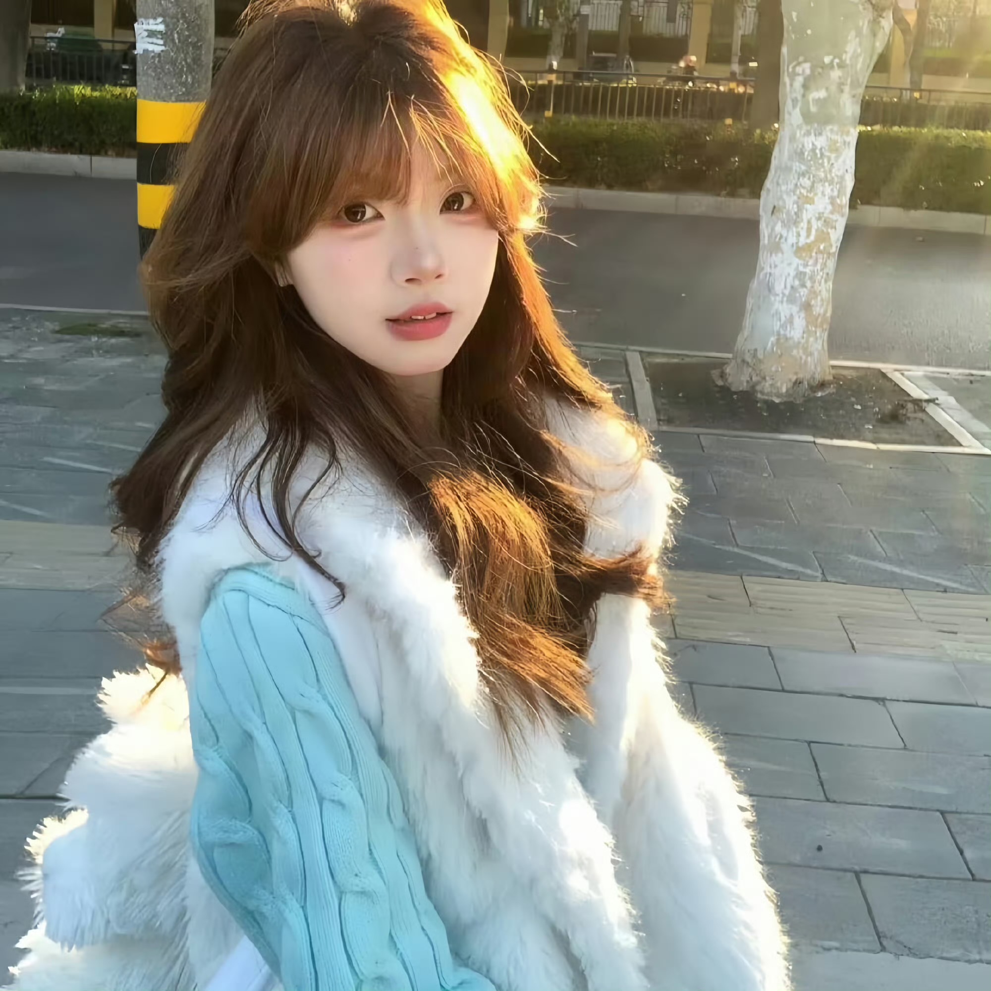 云南伴游女生姜四雪的资料