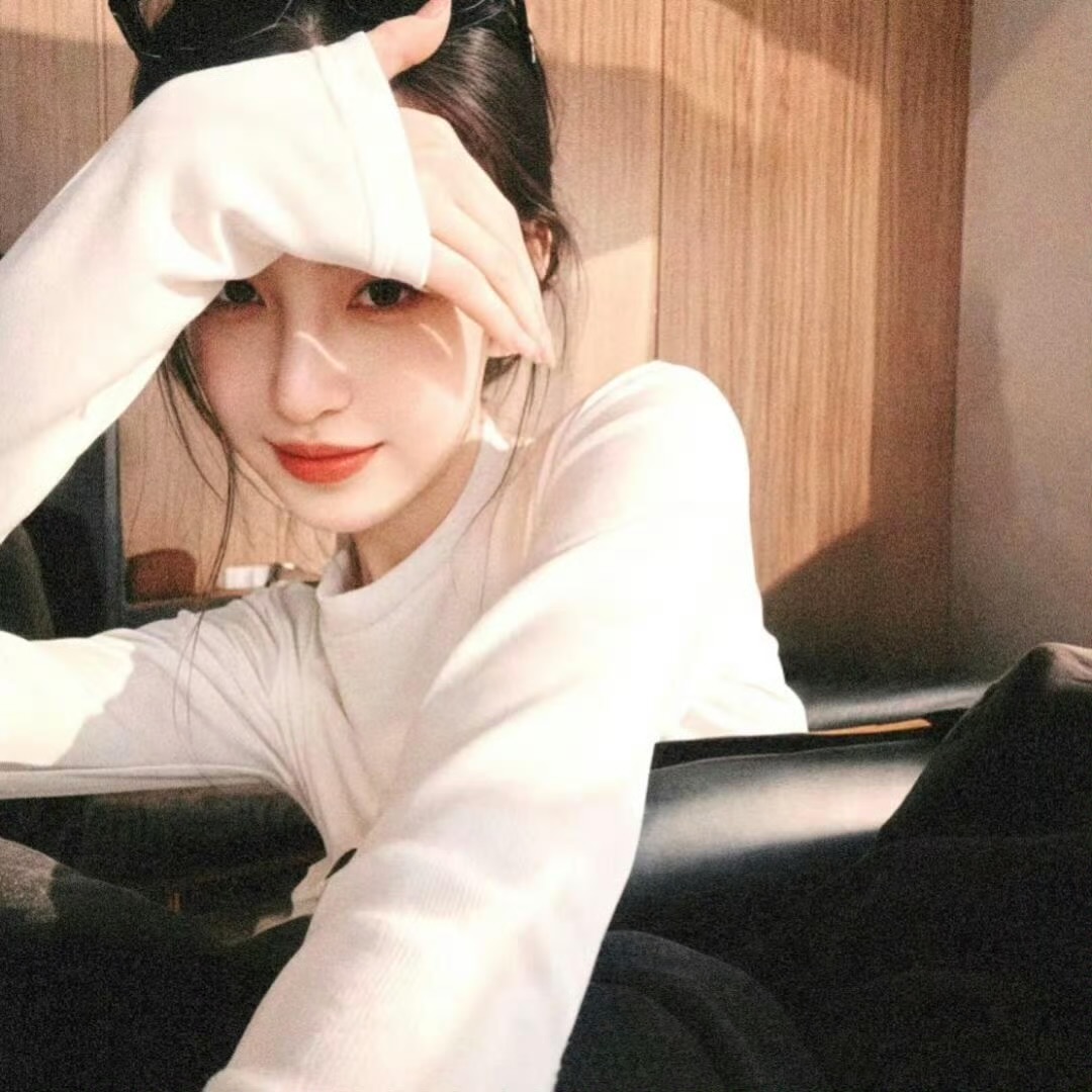 云南伴游女生温知的资料