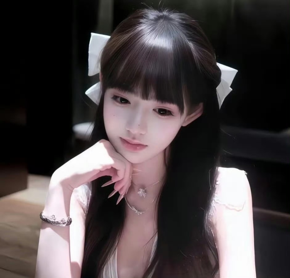 云南伴游女生嵇奚的资料