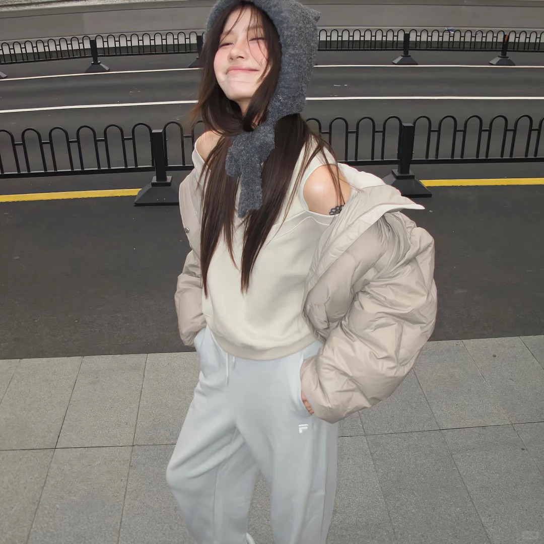 伴游女生圆梦的资料