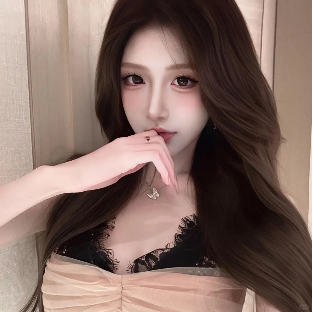 伴游女生吴雨的资料