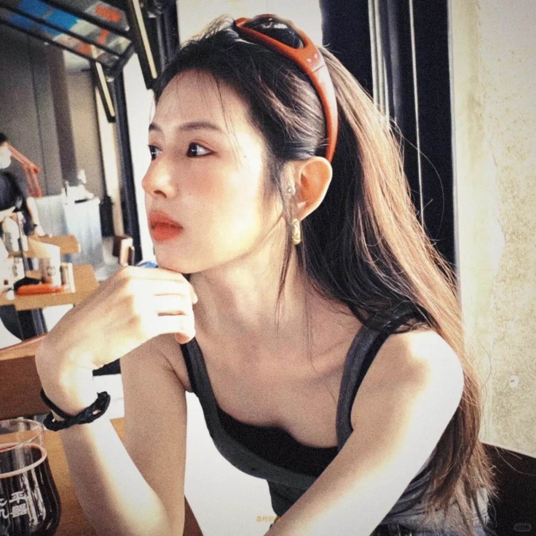 商务伴游女生叶疏影的资料