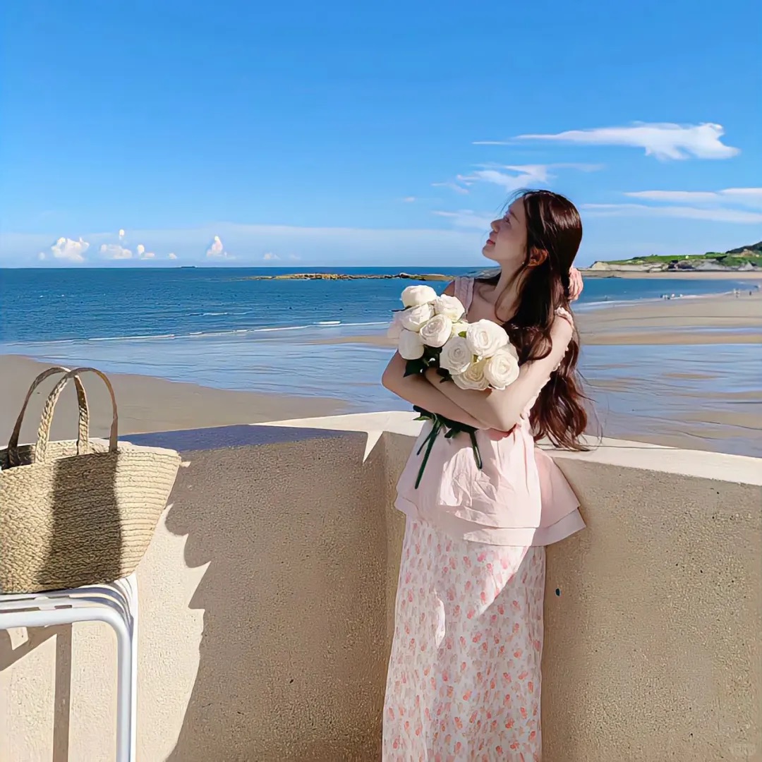 伴游女生邹妍棠的资料